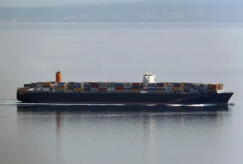 MAERSK EDIRNE Container Ship IMO 9502867 photo 9
