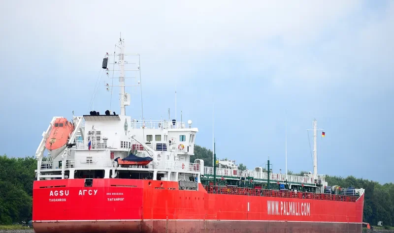 GENERAL SKOBELEV Tanker IMO 9503304 photo 2