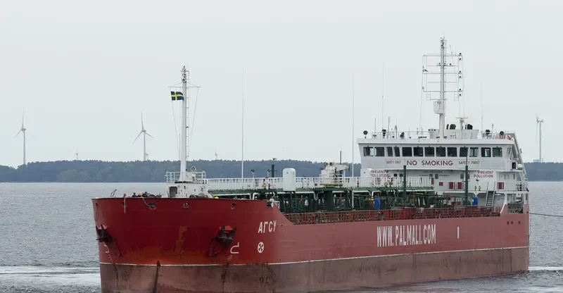 GENERAL SKOBELEV Tanker IMO 9503304 photo 7