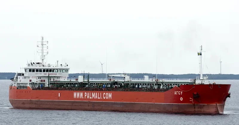 GENERAL SKOBELEV Tanker IMO 9503304 photo 8