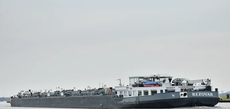 REZOVAR Tanker IMO 9503835 photo 6