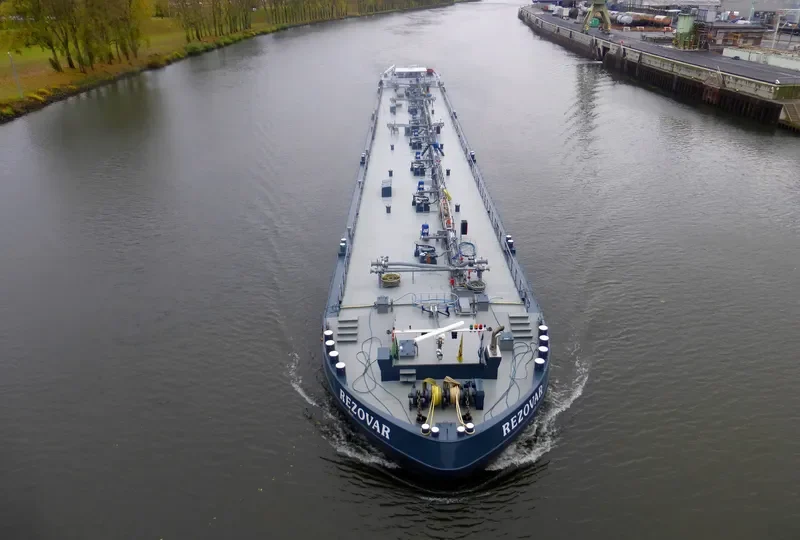 REZOVAR Tanker IMO 9503835 photo 10