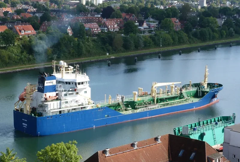 BITLAND Tanker IMO 9503914 photo 8