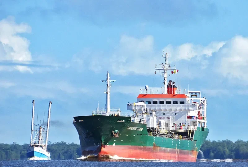 TRADEWIND LEGEND Tanker IMO 9503940 photo 9