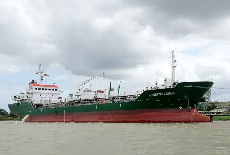 TRADEWIND LEGEND Tanker IMO 9503940 photo 10