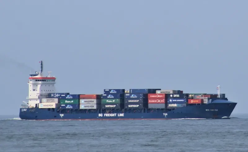 ELBWAVE Container Ship IMO 9504035 photo 5