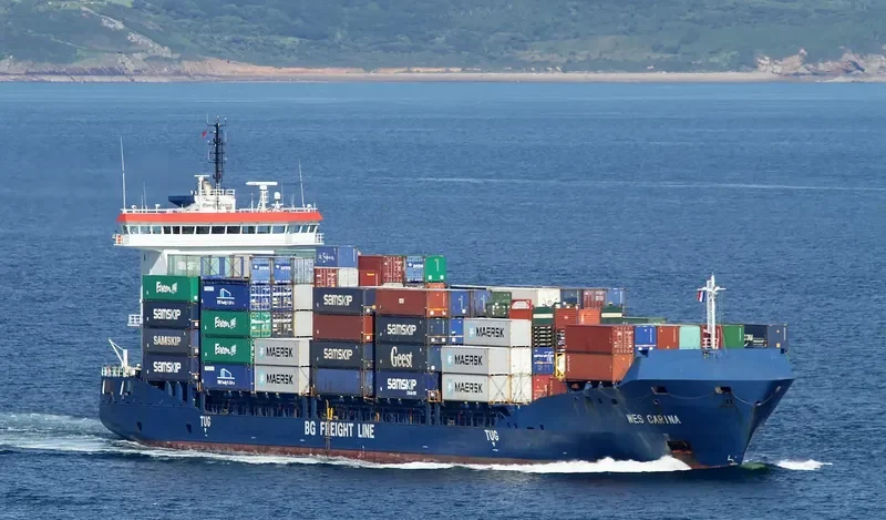 ELBWAVE Container Ship IMO 9504035 photo 8