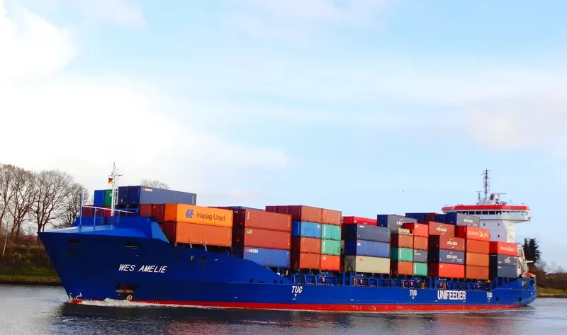 WES AMELIE Container Ship IMO 9504059 photo 2