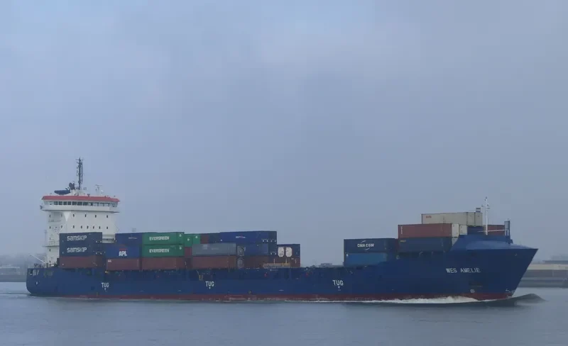 WES AMELIE Container Ship IMO 9504059 photo 4