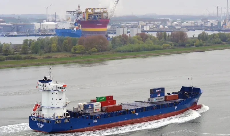 WES GESA Container Ship IMO 9504061 photo 4