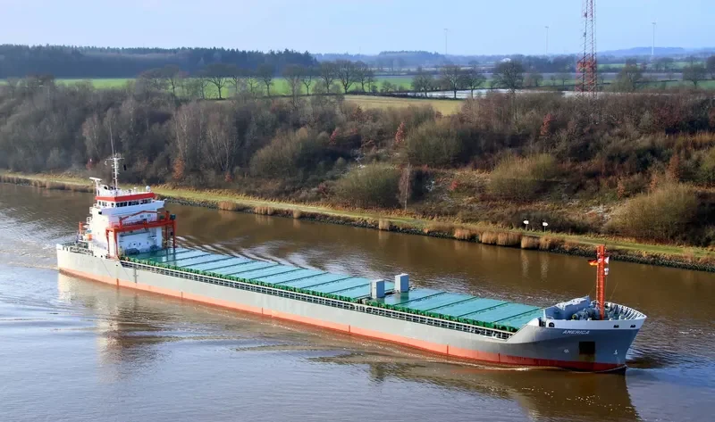 LAUNKALNE Container Ship IMO 9504114 photo 5