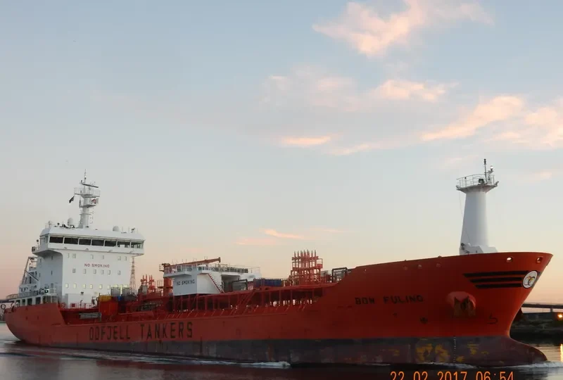CUNO ESSBERGER Tanker IMO 9504190 photo 8