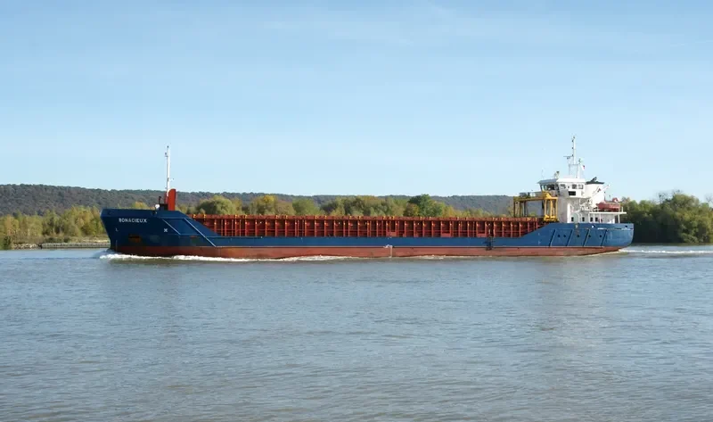 HOHE BANK General Cargo IMO 9505302 photo 10