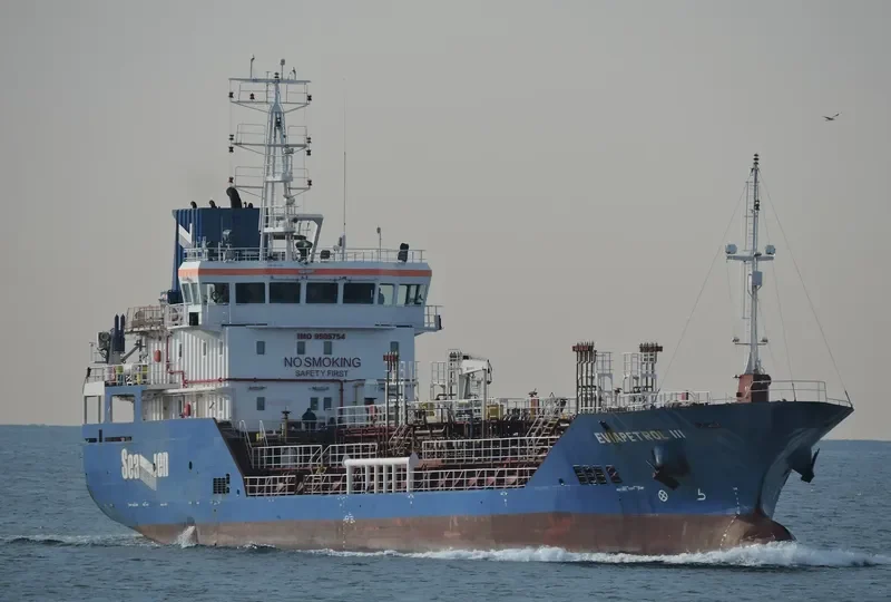 EVIAPETROL III Tanker IMO 9505754 photo 4
