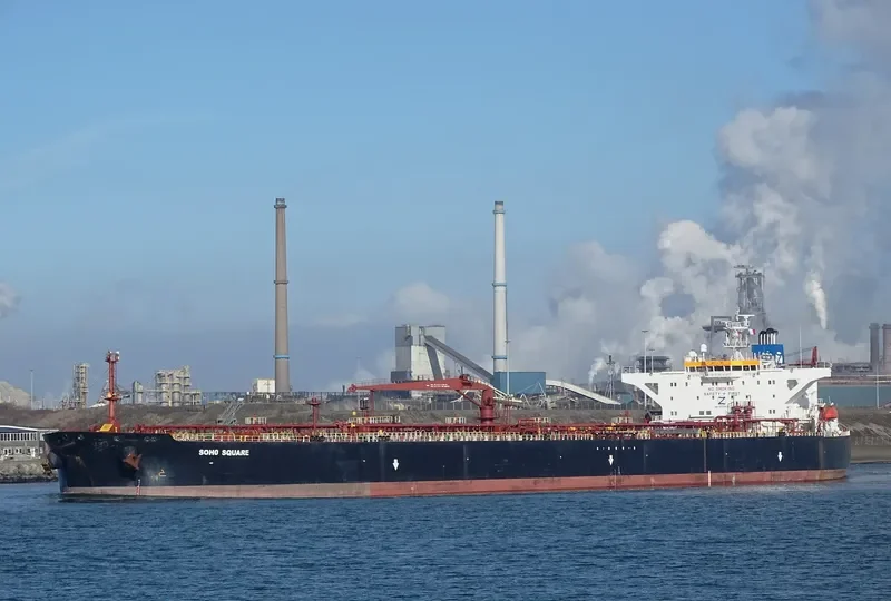 SOHO SQUARE Tanker IMO 9505819 photo 9