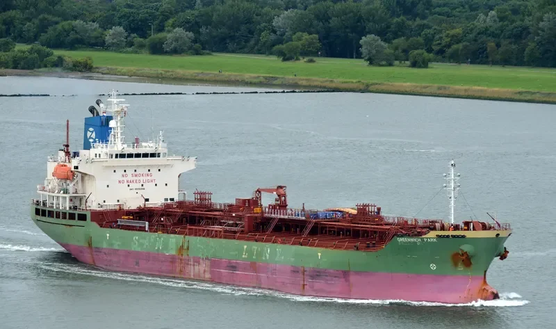 GREENWICH PARK Tanker IMO 9505998 photo 4