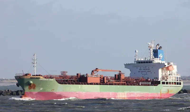 GREENWICH PARK Tanker IMO 9505998 photo 10