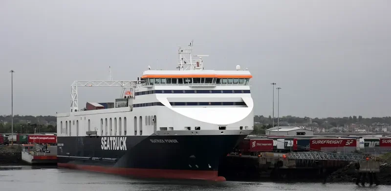 SEATRUCK POWER Ro-Ro IMO 9506215 photo 2