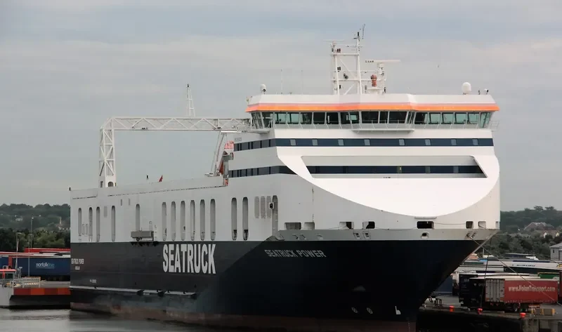 SEATRUCK POWER Ro-Ro IMO 9506215 photo 6