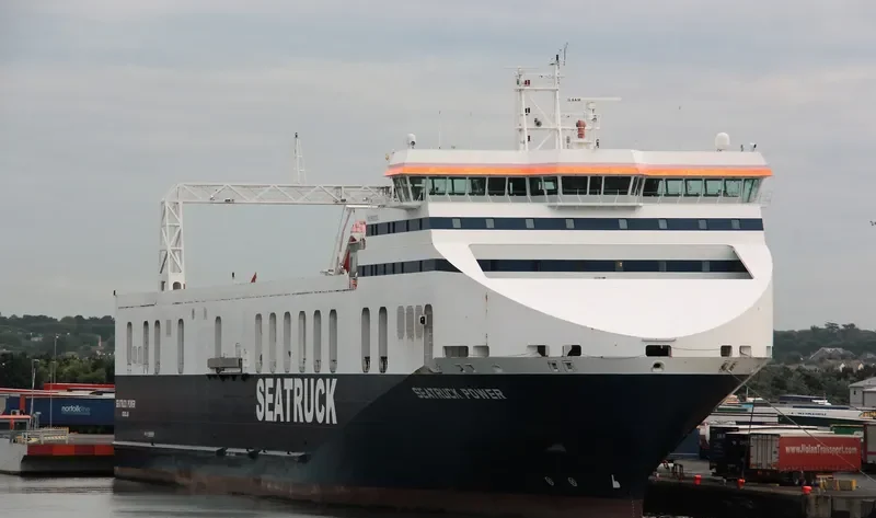 SEATRUCK POWER Ro-Ro IMO 9506215 photo 9