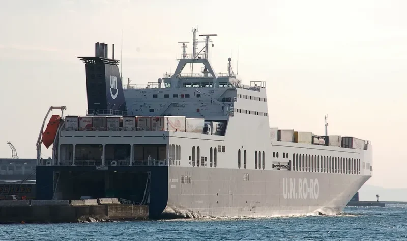 PERGAMON SEAWAYS Ro-Ro IMO 9506277 photo 9