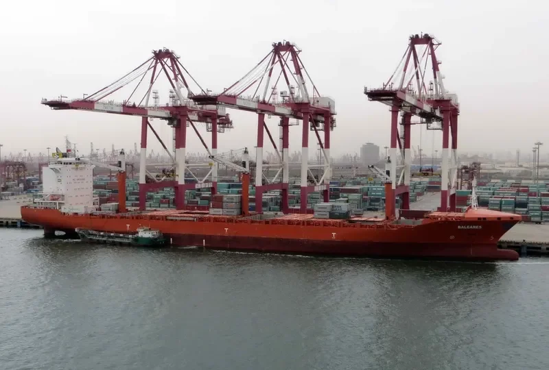 BALEARES Container Ship IMO 9506394 photo 2