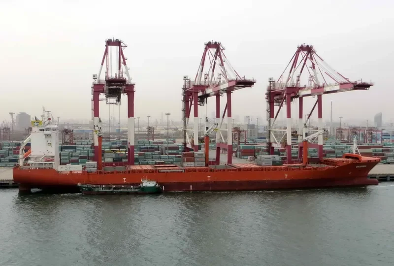 BALEARES Container Ship IMO 9506394 photo 3
