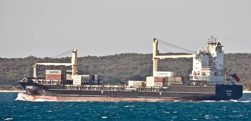 SAFEEN PRIDE Container Ship IMO 9506540 photo 7