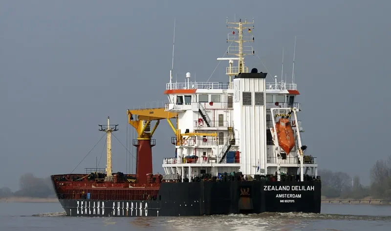 BULKER BEE 11 General Cargo IMO 9507075 photo 9