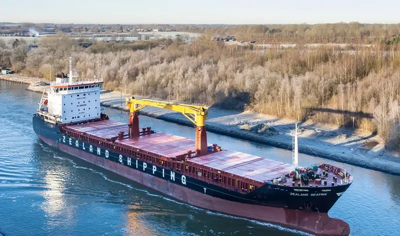 BULKER BEE 10 General Cargo IMO 9507087