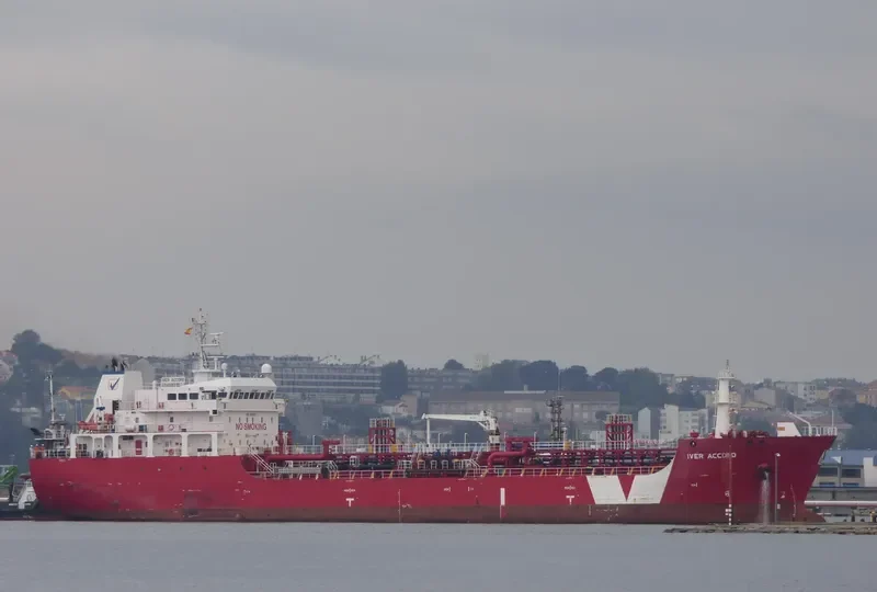 IVER ACCORD Tanker IMO 9507972 photo 8