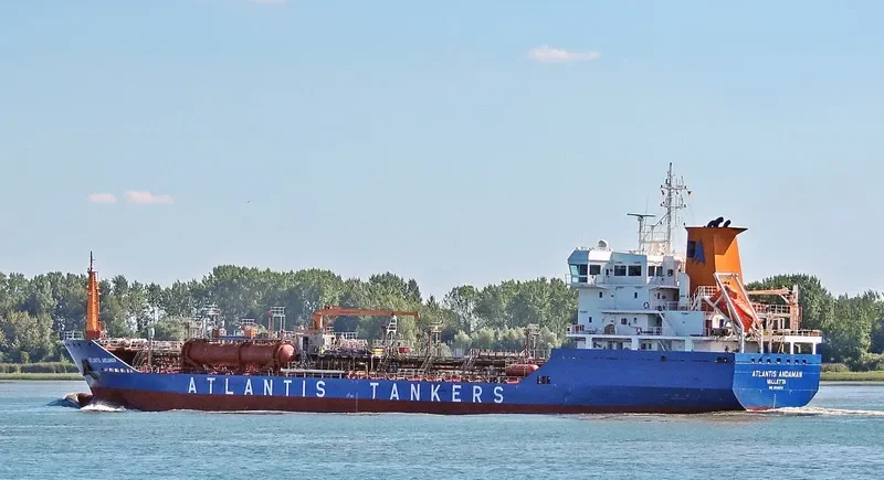 ATLANTIS ANDAMAN Tanker IMO 9508079 photo 8