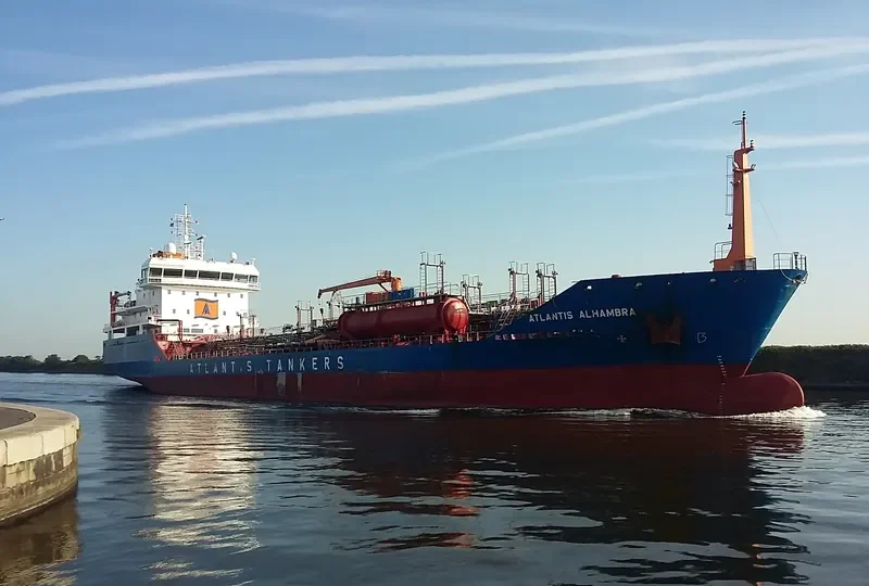 ATLANTIS ALHAMBRA Tanker IMO 9508110 photo 3
