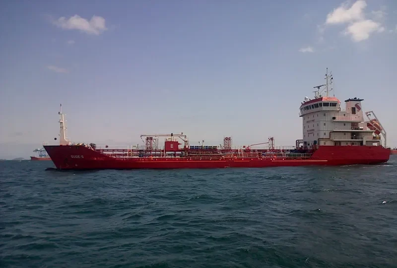 SUDE S Tanker IMO 9508378 photo 10