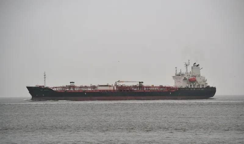 PVT AURORA Tanker IMO 9508938 photo 4