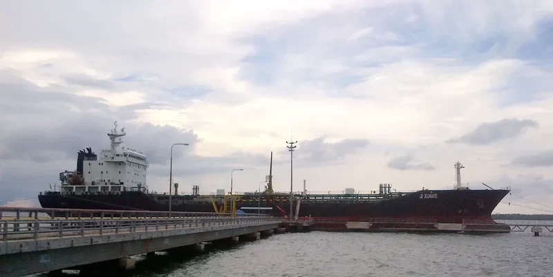 SUMMER PALACE Tanker IMO 9509009 photo 2
