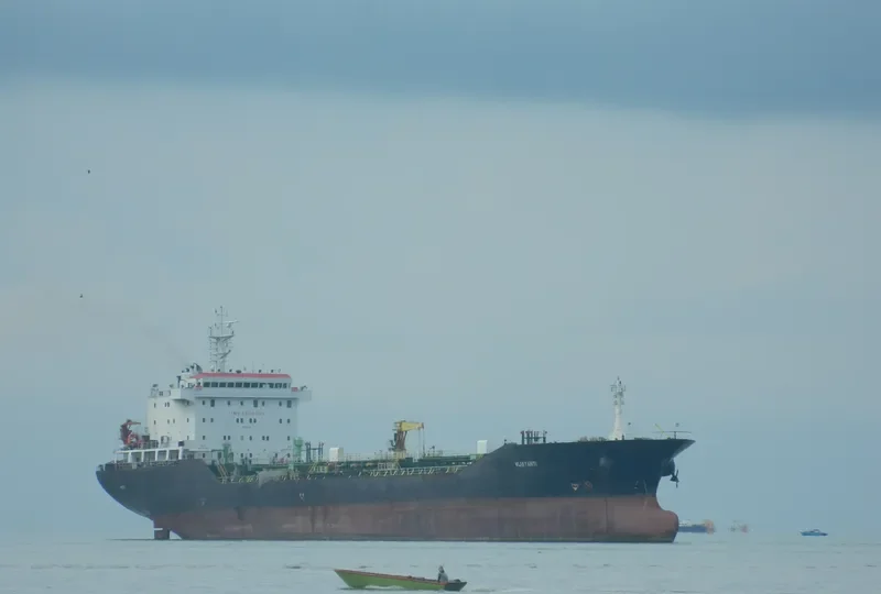SUMMER PALACE Tanker IMO 9509009 photo 5