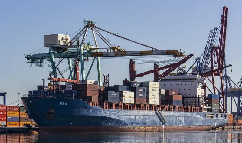 ETE N Container Ship IMO 9509126 photo 7