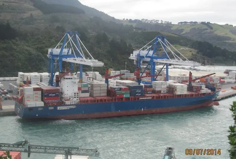ETE N Container Ship IMO 9509126 photo 10
