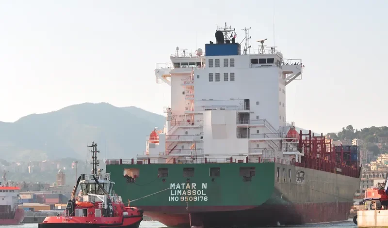 GH PAMPERO Container Ship IMO 9509176 photo 5
