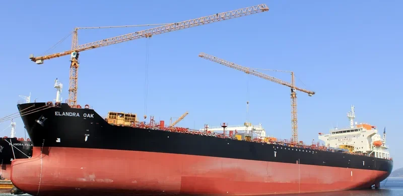 ELANDRA OAK Tanker IMO 9509449 photo 6