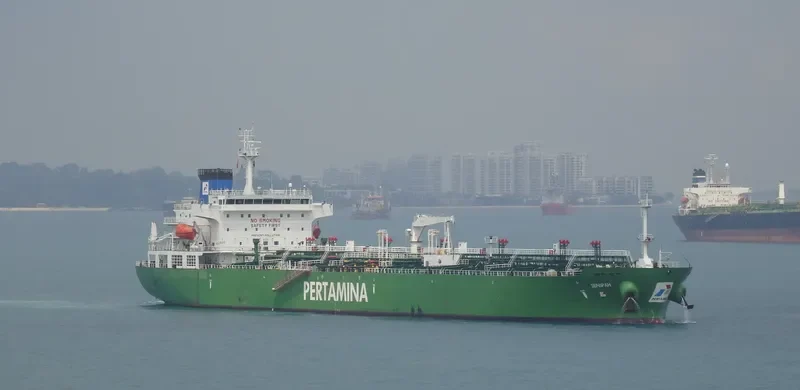 SENIPAH Tanker IMO 9509918 photo 5
