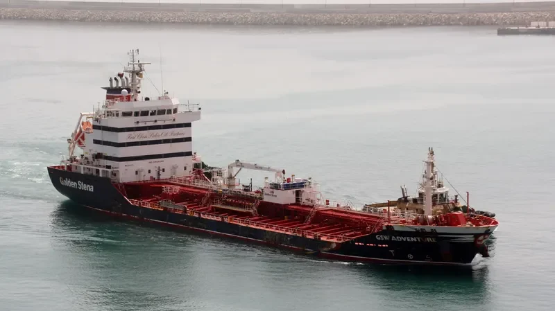 MONJASA SERVER Tanker IMO 9510577 photo 7