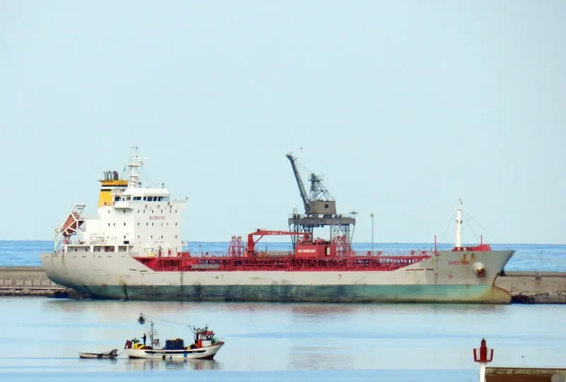 LETA Tanker IMO 9510589 photo 6