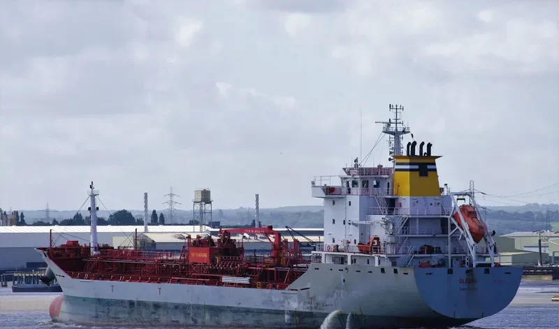 TRINITY ERK Tanker IMO 9510591 photo 2