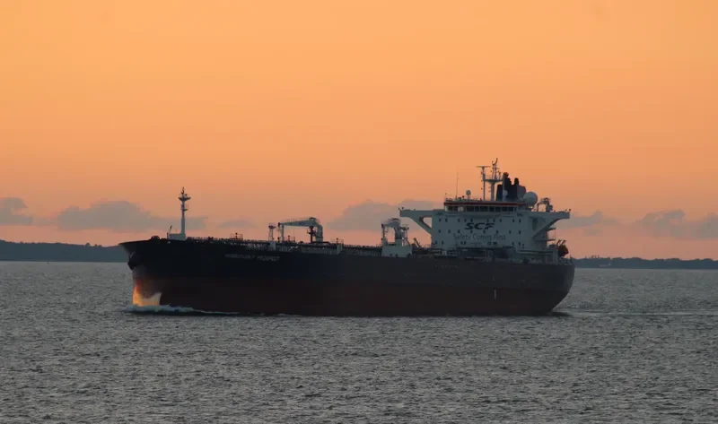 MOSKOVSKY PROSPECT Tanker IMO 9511521 photo 8