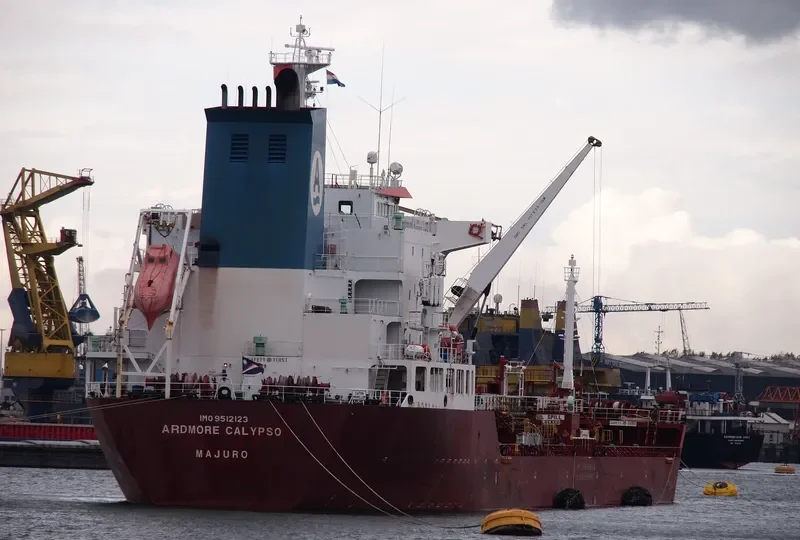 BTS CALYPSO Tanker IMO 9512123 photo 10