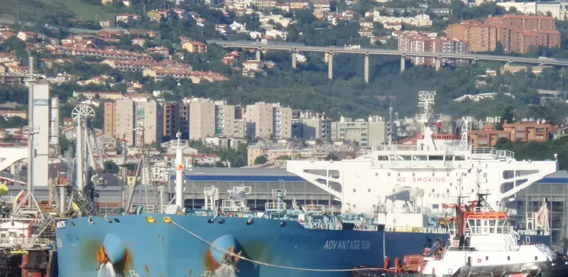 ADVANTAGE SUN Tanker IMO 9513141 photo 8