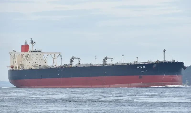 KAZUSA Tanker IMO 9513402 photo 5
