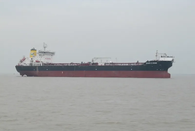 DAN CISNE Tanker IMO 9513440 photo 6